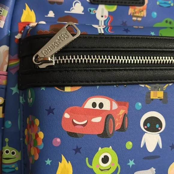 NWT Loungefly Disney Backpack - Picture 7 of 8